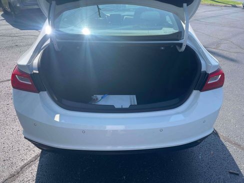 Used 2020 Chevrolet Malibu LS w/ Driver Confidence Package II FWD image 7