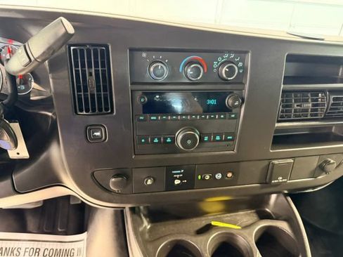 Used 2020 Chevrolet Express 3500 Extended w/ Driver Convenience Package RWD image 10