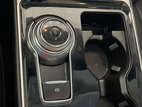 Used 2019 Ford Edge SEL w/ Equipment Group 201A AWD/4WD image 20