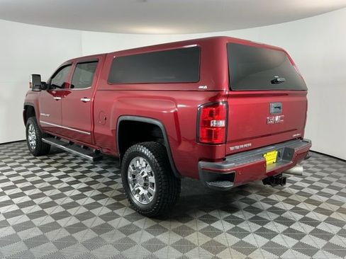Used 2018 GMC Sierra 2500 Denali w/ Duramax Plus Package AWD/4WD image 6