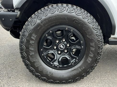 Used 2023 Ford Bronco Wildtrak AWD/4WD image 10