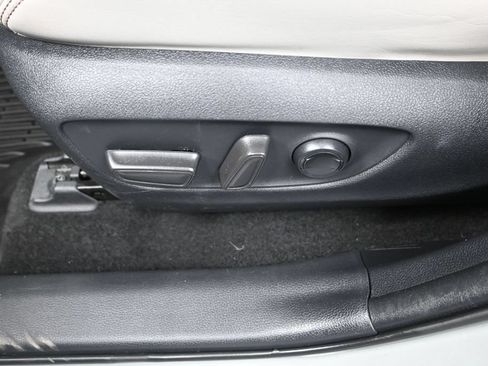 Used 2021 Toyota RAV4 XLE Premium FWD image 12