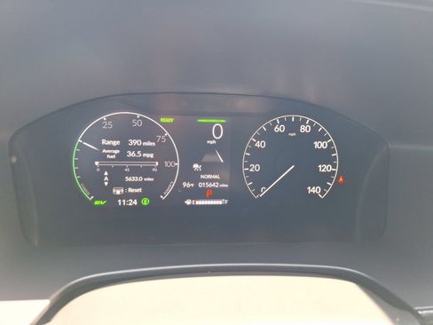Used 2025 Honda CR-V Sport image 19