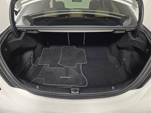 Used 2018 Mercedes-Benz C 300 4MATIC Sedan image 13