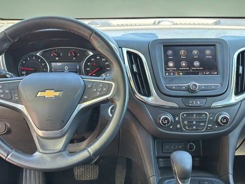 Used 2023 Chevrolet Equinox LT image 11