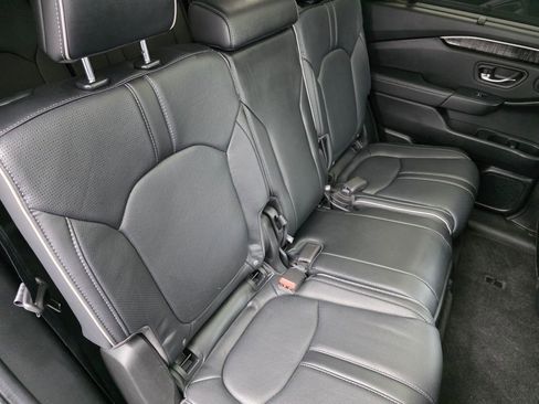 Used 2023 Honda Pilot Elite image 31