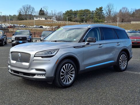Used 2020 Lincoln Aviator Reserve w/ Elements Package Plus image 3