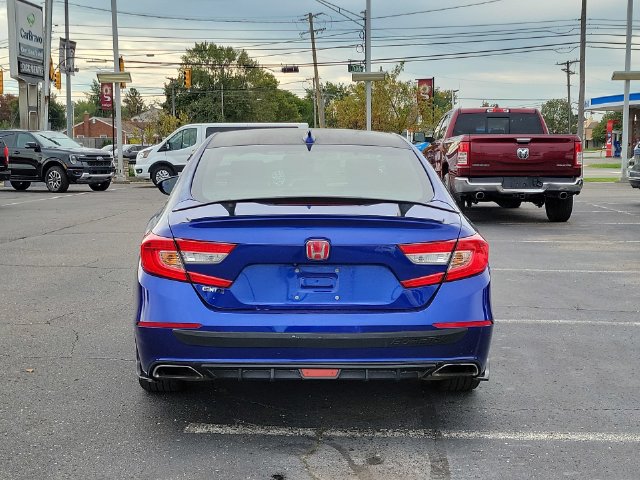 Used 2018 Honda Accord Sport image 7