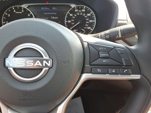 New 2025 Nissan Sentra SV w/ All-Weather Package FWD image 18