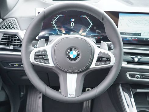 New 2026 BMW X5 xDrive40i w/ M Sport Package AWD/4WD image 19