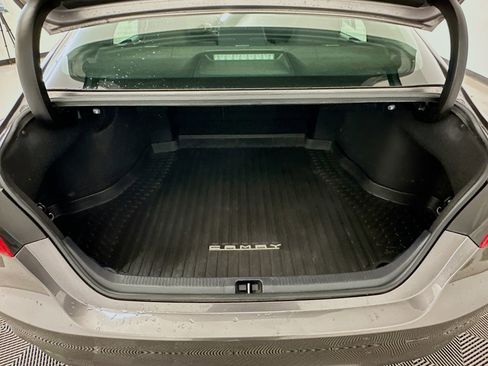 Used 2021 Toyota Camry LE image 30