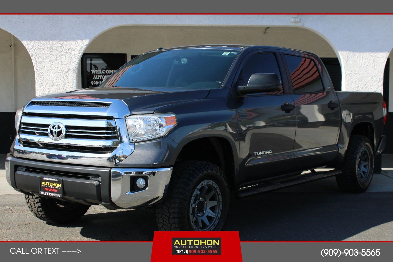 Used 2016 Toyota Tundra SR5 w/ SR5 Upgrade Package RWD image 1