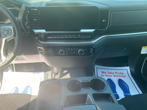 New 2025 Chevrolet Silverado 1500 LT w/ Convenience Package II image 11