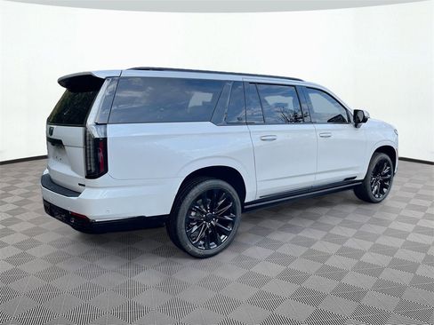 New 2026 Cadillac Escalade ESV Luxury w/ LPO, Radiant Package image 6