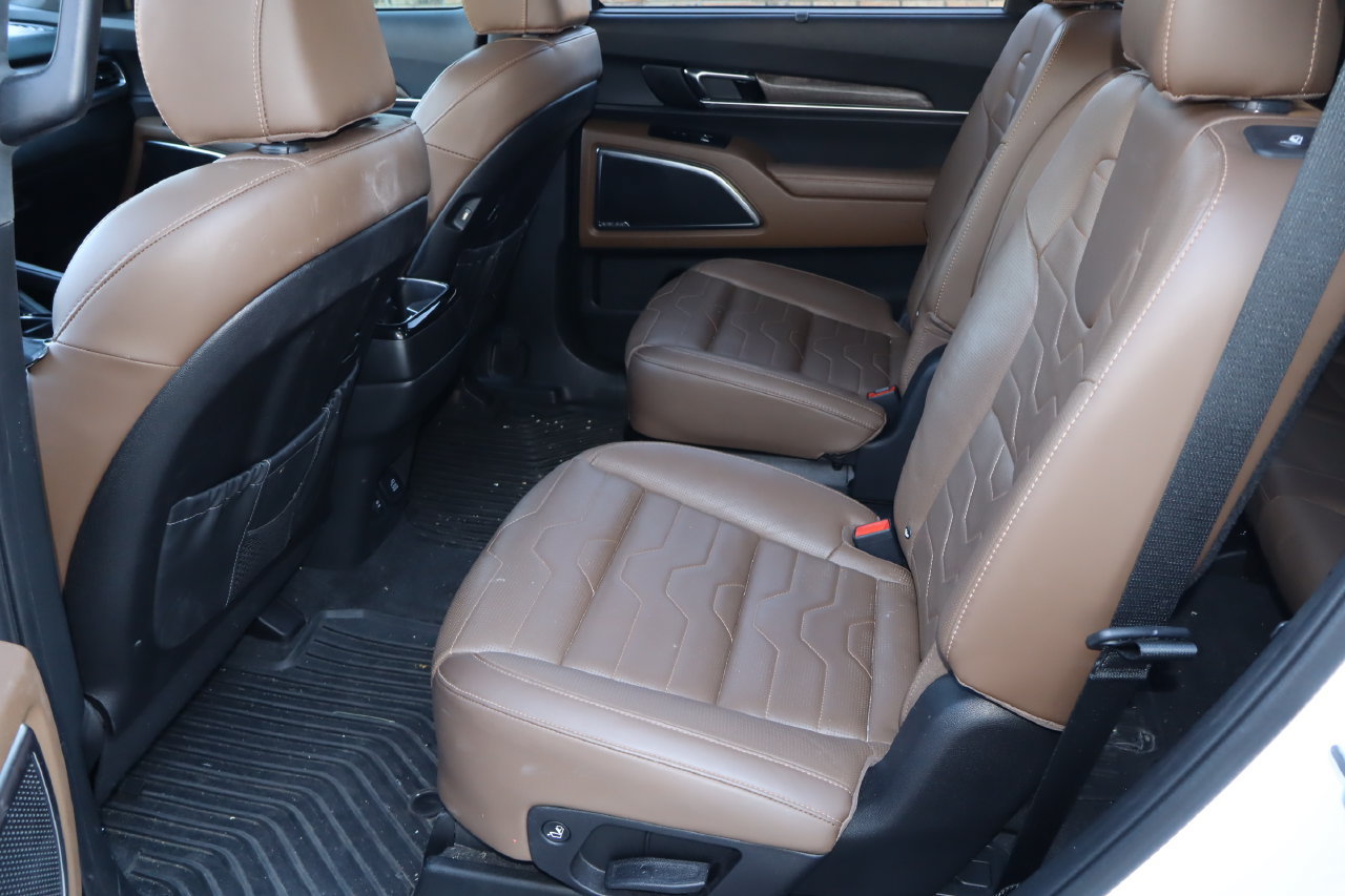 Used 2021 Kia Telluride SX w/ SX Prestige Package AWD/4WD image 6