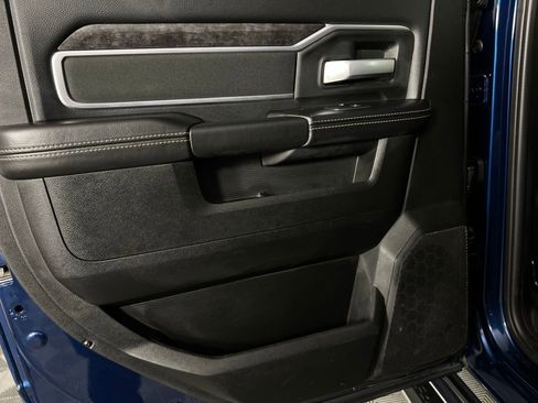 Used 2024 RAM 2500 Big Horn w/ Level 2 Equipment Group image 29