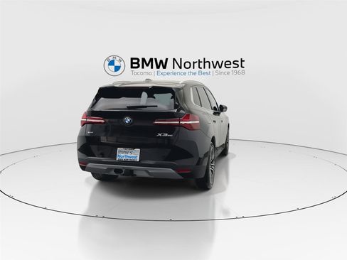 New 2026 BMW X3 xDrive30 w/ Premium Package image 2