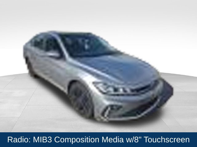 Used 2025 Volkswagen Jetta SE w/ Sunroof Package FWD image 10