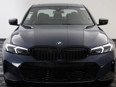 New 2026 BMW 330i xDrive Sedan w/ M Sport Package image 22