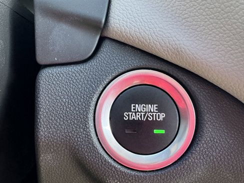 Used 2024 Chevrolet Equinox LS w/ LS Convenience Package image 15