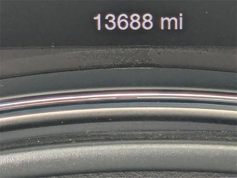 Used 2021 Jeep Grand Cherokee Laredo X image 25