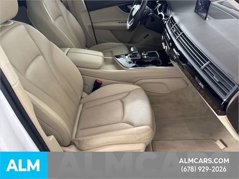 Used 2017 Audi Q7 3.0T Prestige image 14