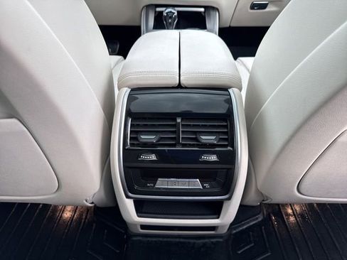 Used 2022 BMW X5 xDrive40i w/ M Sport Package image 28