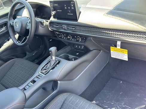 New 2026 Honda HR-V Sport image 7