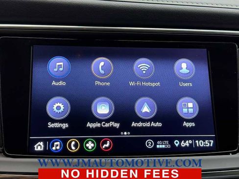 Used 2021 Buick Enclave Essence image 26