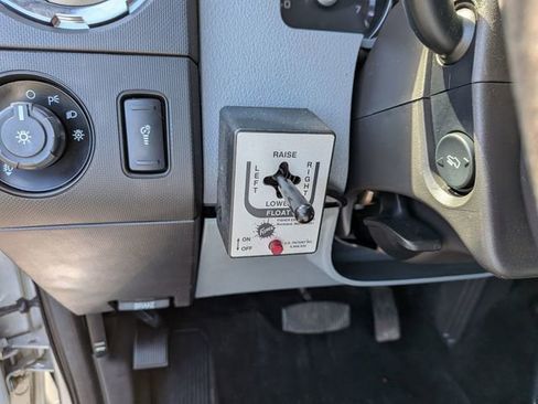 Used 2016 Ford F350 XLT AWD/4WD image 16