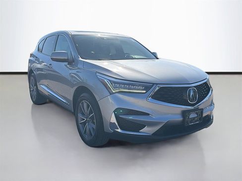 Used 2019 Acura RDX Technology Package image 2