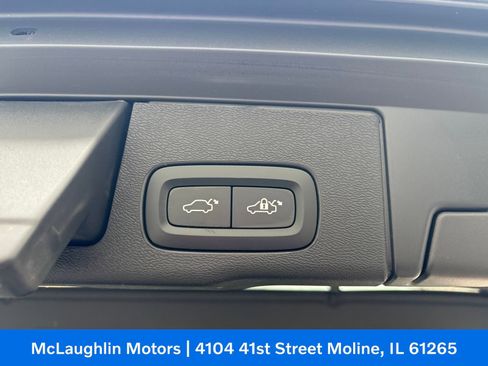 Certified 2023 Volvo XC60 B5 Ultimate w/ Climate Package AWD/4WD image 26