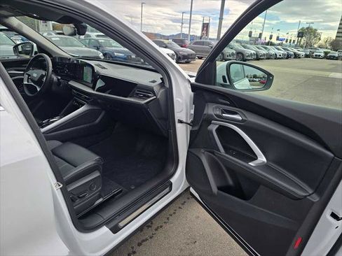 New 2025 Audi Q5 Premium Plus AWD/4WD image 12