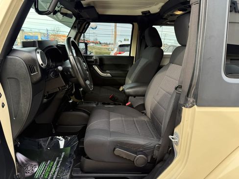 Used 2011 Jeep Wrangler Sahara w/ Trailer Tow Group image 19