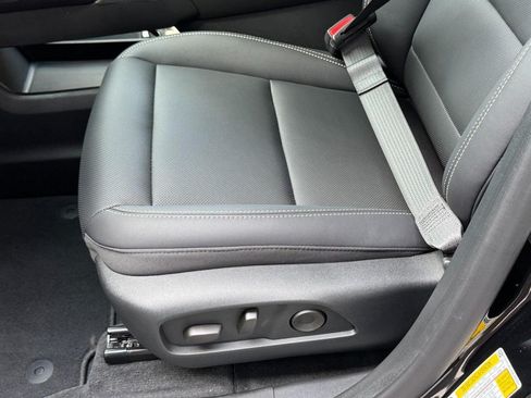 New 2027 GMC Terrain Elevation w/ Elevation Premium Package AWD/4WD image 19