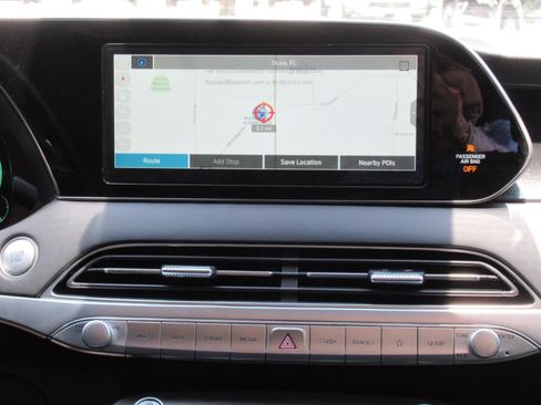 Used 2022 Hyundai Palisade Limited FWD image 14