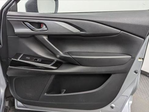 Used 2023 MAZDA CX-9 Touring image 23