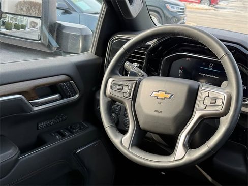 Used 2024 Chevrolet Silverado 1500 High Country w/ High Country Premium Package image 13