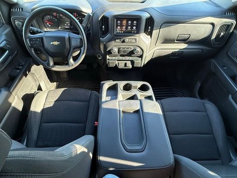 Used 2022 Chevrolet Silverado 1500 Custom AWD/4WD image 29
