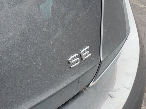 Used 2024 Volkswagen Jetta SE image 30