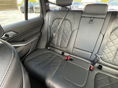 Used 2024 BMW X5 xDrive40i image 12