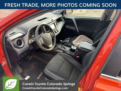 Used 2016 Toyota RAV4 LE image 10