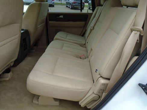 Used 2013 Ford Expedition XLT RWD image 10