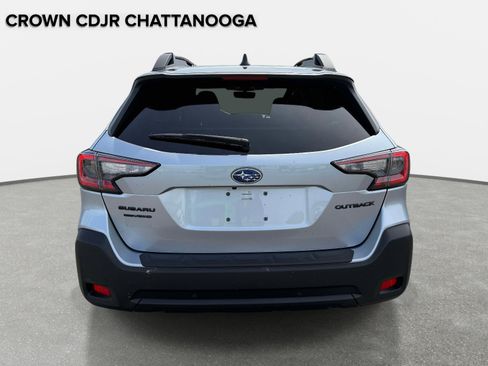 Used 2025 Subaru Outback Onyx Edition AWD/4WD image 5