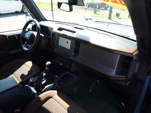Used 2023 Ford Bronco Outer Banks AWD/4WD image 29