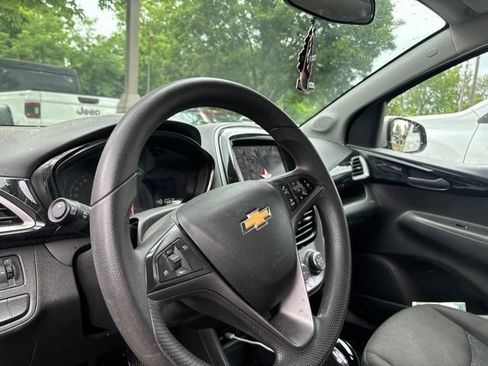 Used 2021 Chevrolet Spark LT FWD image 11