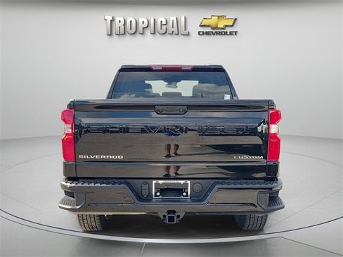 New 2026 Chevrolet Silverado 1500 Custom image 4