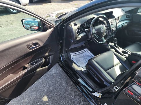 Used 2017 Acura ILX image 18