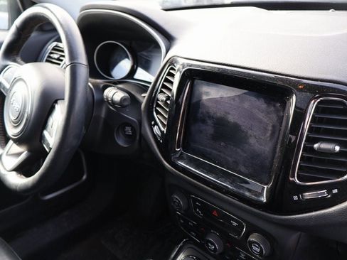 Used 2018 Jeep Compass Limited w/ Navigation Group image 7