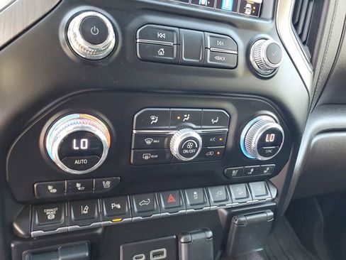 Used 2023 GMC Sierra 2500 Denali w/ Denali Ultimate Package image 23